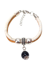 Carica l'immagine nel visualizzatore di Gallery, Bracciale Sardo Su Coccu singolo Bianco