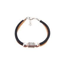 Carica l'immagine nel visualizzatore di Gallery, Bracciale Unisex intrecciato in sughero Sardo Nero