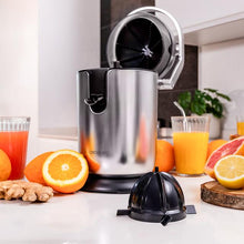 Carica l'immagine nel visualizzatore di Gallery, Spremiagrumi Elettrico Xqueeze Bullet Pro