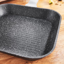 Carica l'immagine nel visualizzatore di Gallery, Padella Grill Polka Exclusive 28 Grill Wood&Rock