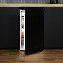 Carica l&#39;immagine nel visualizzatore di Gallery, Bolero Coolmarket Tt 90 Black E-01
