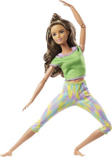 Carica l&#39;immagine nel visualizzatore di Gallery, Barbie Snodata Made To Move - Tuta Verde E Viola
