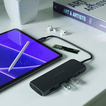 Carica l&#39;immagine nel visualizzatore di Gallery, Hub Usb-C Hybrid Multiport Adapter Con Ssd - Black

